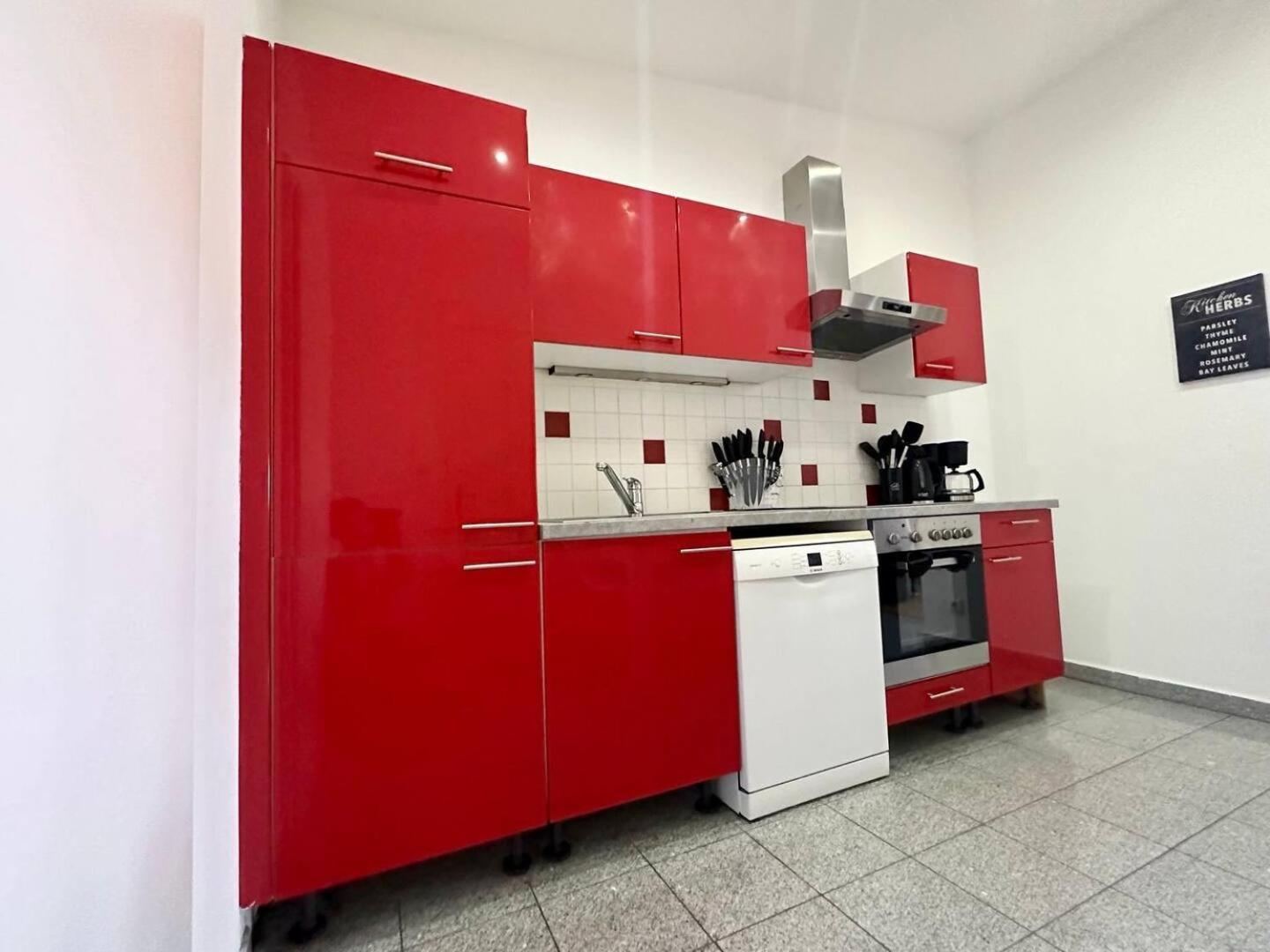 Designer Apartments, 2 Min To U1 Reumannplatz Виена Екстериор снимка